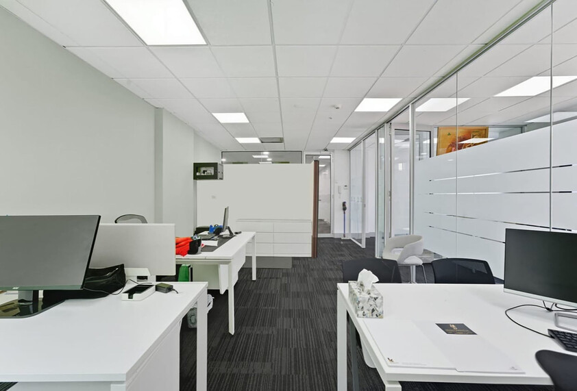 Premium Office Suite Opposite Flagstaff Gardens Occupy or Invest