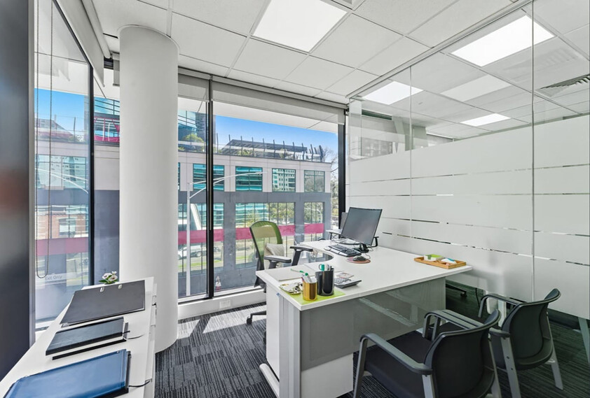 Premium Office Suite Opposite Flagstaff Gardens Occupy or Invest