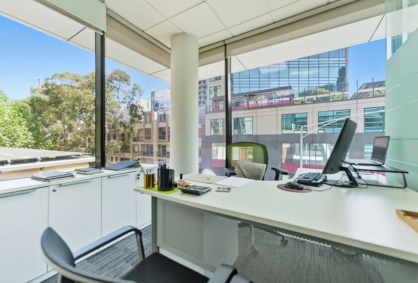 Premium Office Suite Opposite Flagstaff Gardens Occupy or Invest