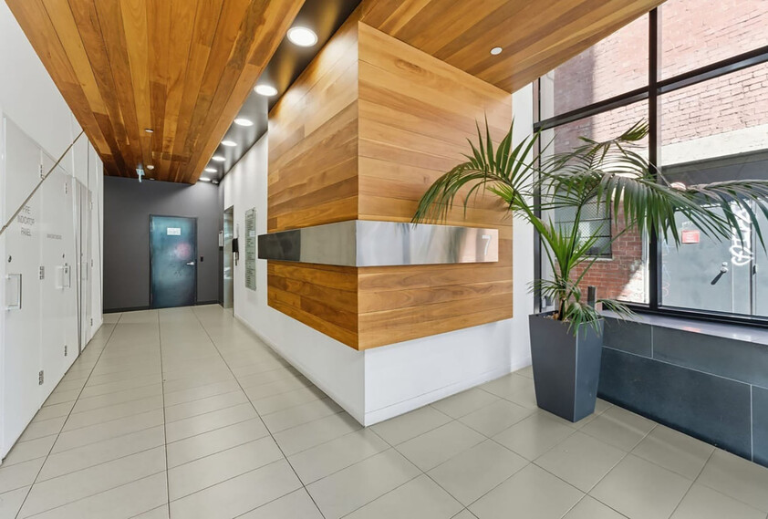 Premium Office Suite Opposite Flagstaff Gardens Occupy or Invest