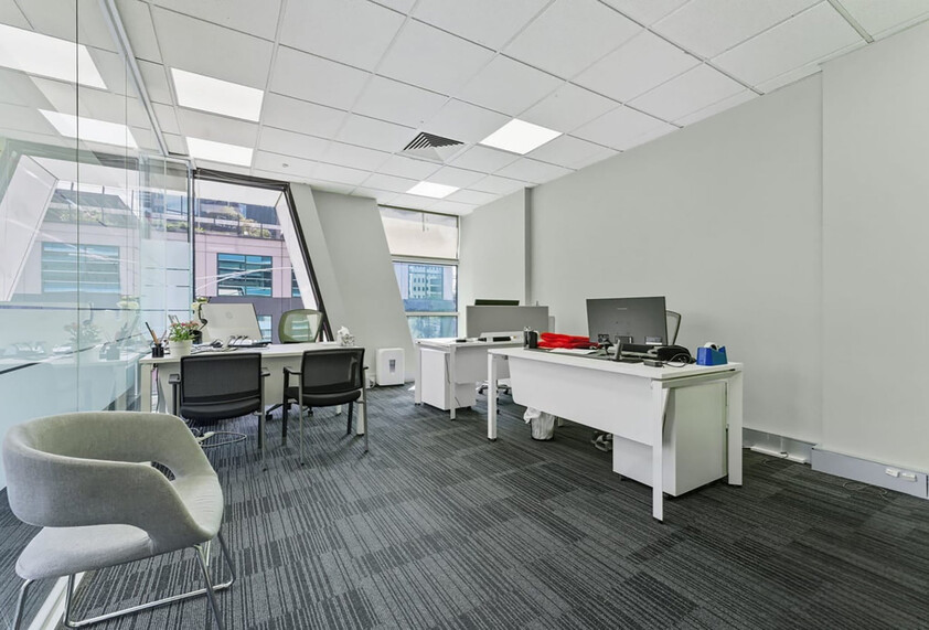 Premium Office Suite Opposite Flagstaff Gardens Occupy or Invest