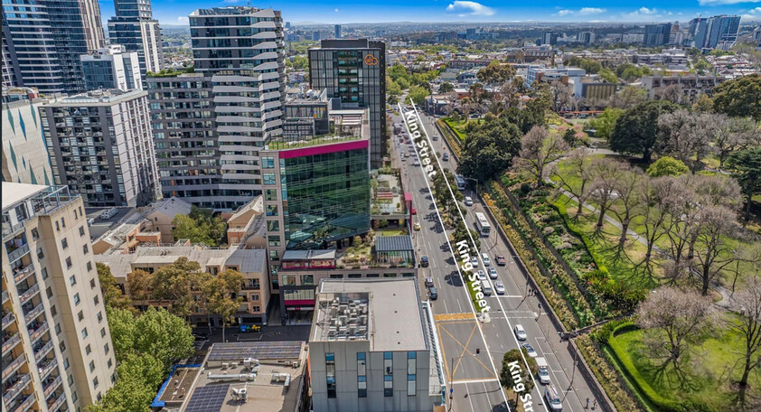 Premium Office Suite Opposite Flagstaff Gardens Occupy or Invest