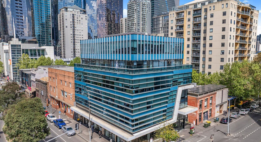Premium Office Suite Opposite Flagstaff Gardens Occupy or Invest