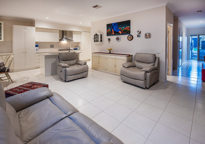 Stylish, Spacious & Perfectly Positioned Family Townhouse