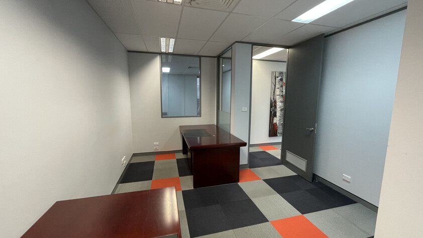 Premier 1,161m² Industrial & Office Corporate Headquarters