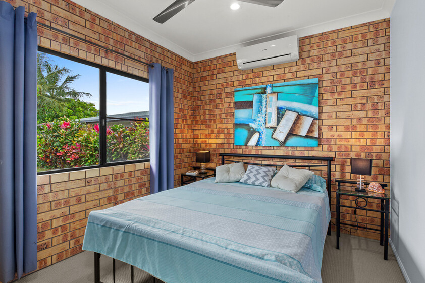 SPACIOUS FAMILY LIVING ON A GRAND 1,345m² RESIDENTIAL BLOCK