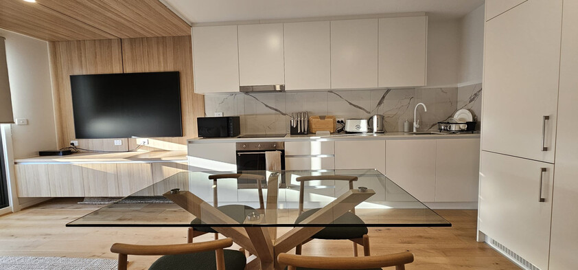 Fully furnished| Sub-Penthouse Living in the Heart of Braddon and City | Views to Black Mountain