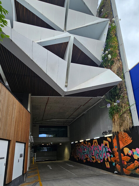 Fully furnished| Sub-Penthouse Living in the Heart of Braddon and City | Views to Black Mountain
