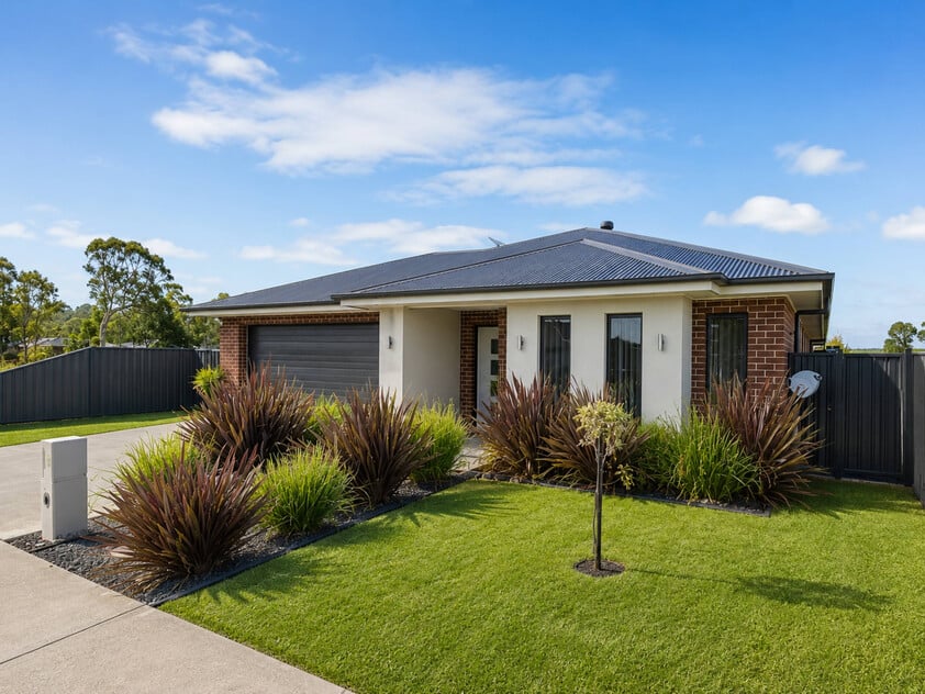 Modern Elegance meets vibrant riverside community