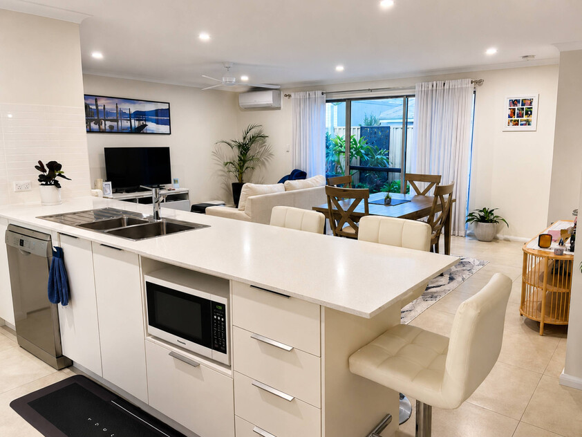 Modern, Low-Maintenance Living in a Convenient Lifestyle Location