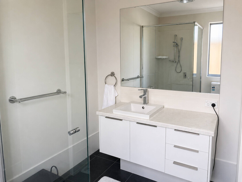 Modern, Low-Maintenance Living in a Convenient Lifestyle Location