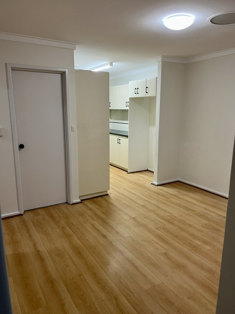 Stylish Renovated 2-Bedroom Villa Malaga 2 min / Airport 15min / Quiet Cul-de-Sac Living
