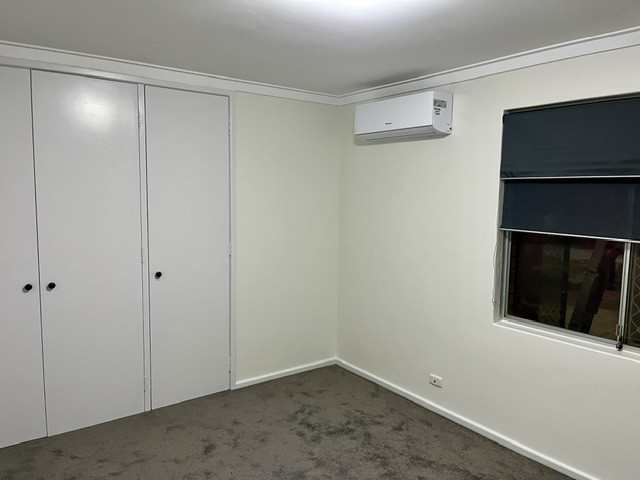 Stylish Renovated 2-Bedroom Villa Malaga 2 min / Airport 15min / Quiet Cul-de-Sac Living