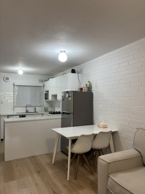 2 bedroom 1 bathroom unit