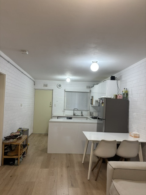 2 bedroom 1 bathroom unit
