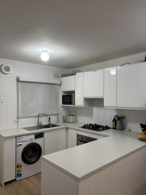 2 bedroom 1 bathroom unit