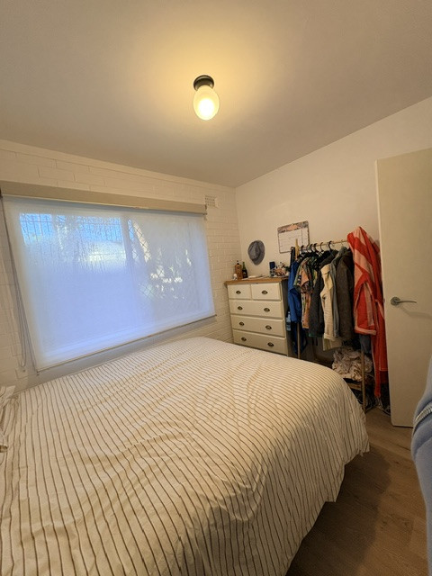 2 bedroom 1 bathroom unit