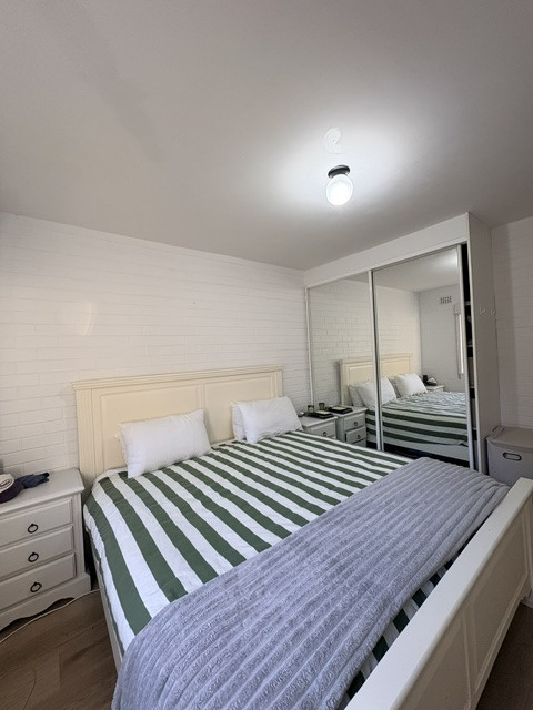 2 bedroom 1 bathroom unit