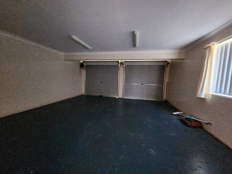 Perfect Family Lifestyle Opportunity in Central Regents Park