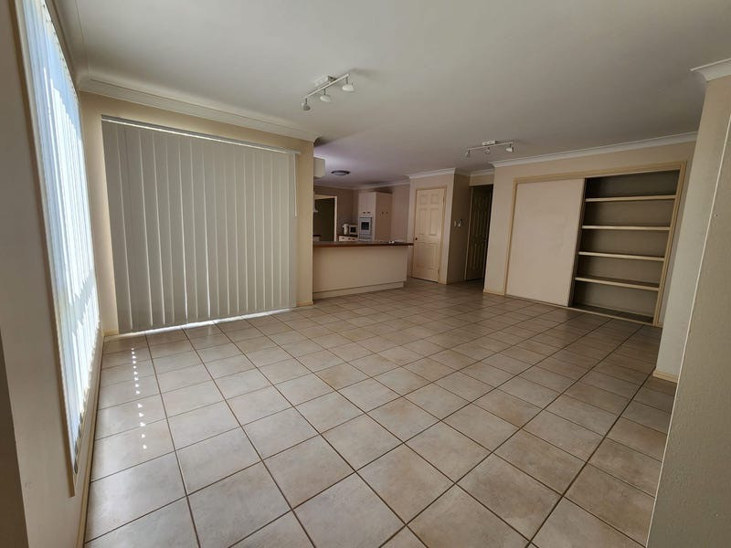 Perfect Family Lifestyle Opportunity in Central Regents Park