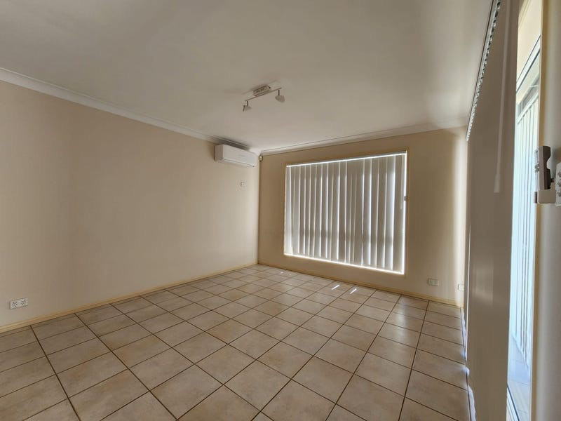 Perfect Family Lifestyle Opportunity in Central Regents Park