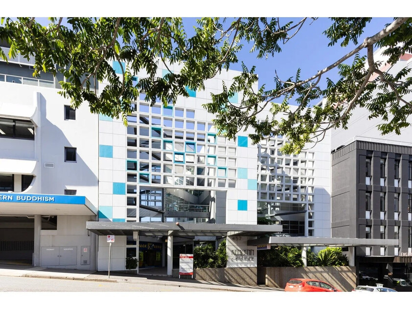 Prime Ground Floor Commercial Space | CBD Fringe Position with Excellent Exposure