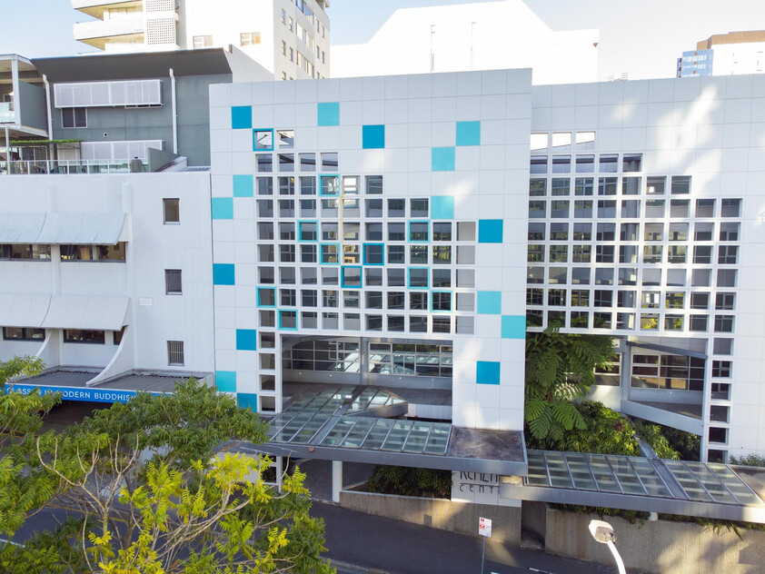 Prime Ground Floor Commercial Space | CBD Fringe Position with Excellent Exposure