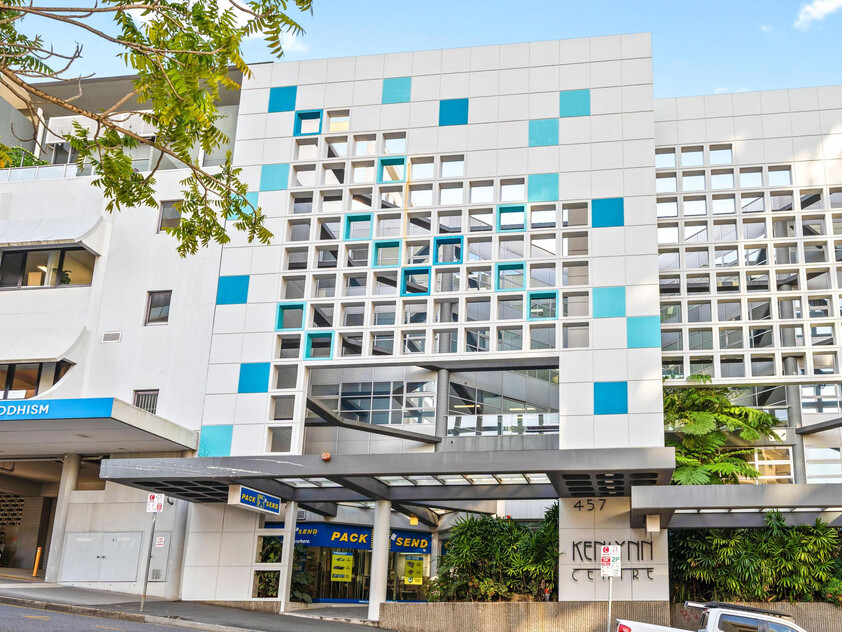 Prime Ground Floor Commercial Space | CBD Fringe Position with Excellent Exposure