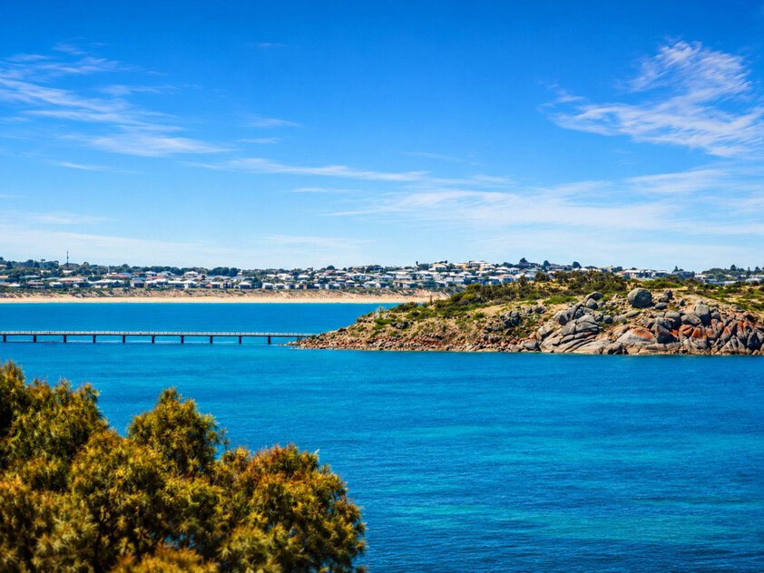 Panoramic Coastal Luxury with Unrivalled Encounter Bay Views