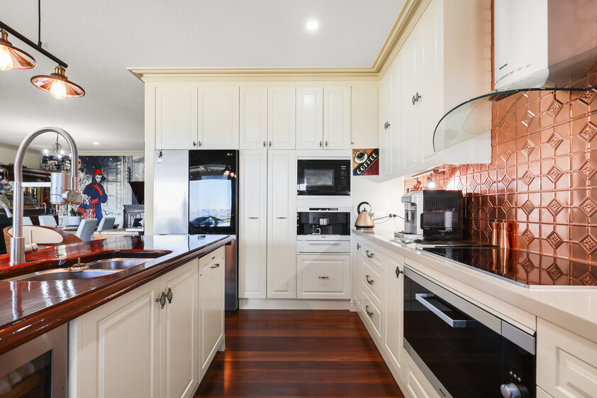 Panoramic Coastal Luxury with Unrivalled Encounter Bay Views
