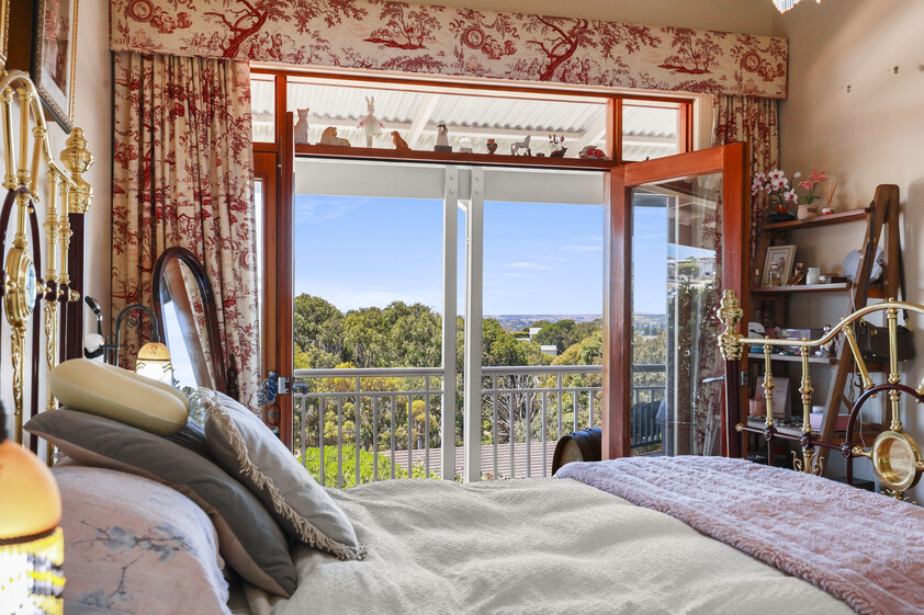 Panoramic Coastal Luxury with Unrivalled Encounter Bay Views