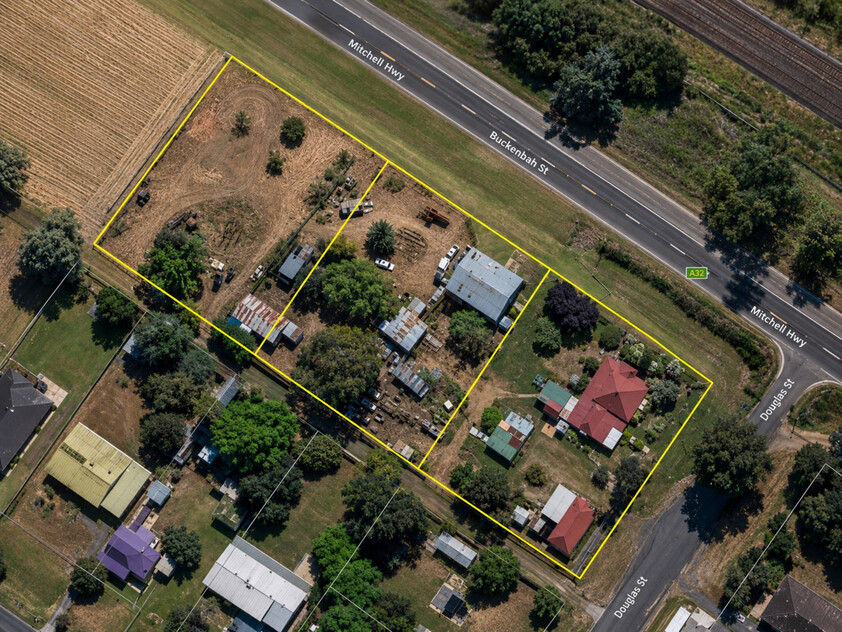 Rare Highway Frontage Opportunity Three Titles on Approx. 6,052m²