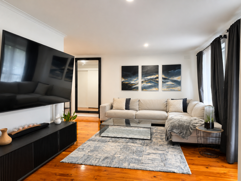 Rare 753m² Opportunity Opposite Parkland