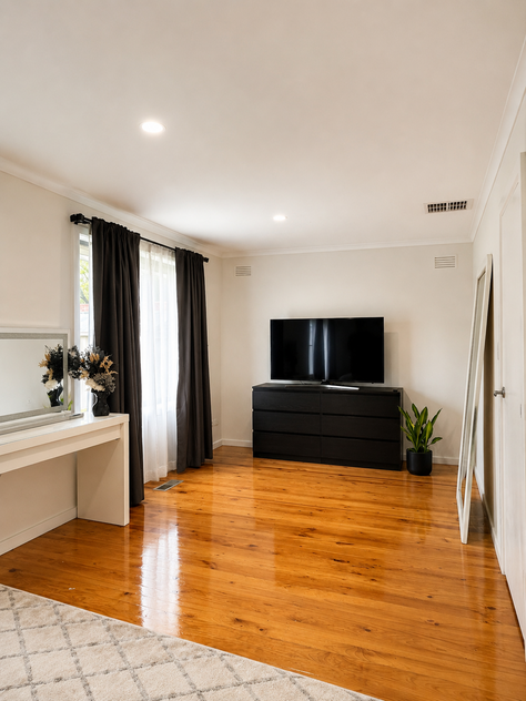 Rare 753m² Opportunity Opposite Parkland