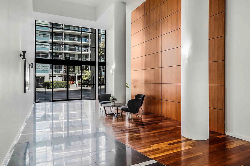 2x2x1 - Secured City Apartment with Parking, Gym, Lap Pool, Spa, Sauna etc.