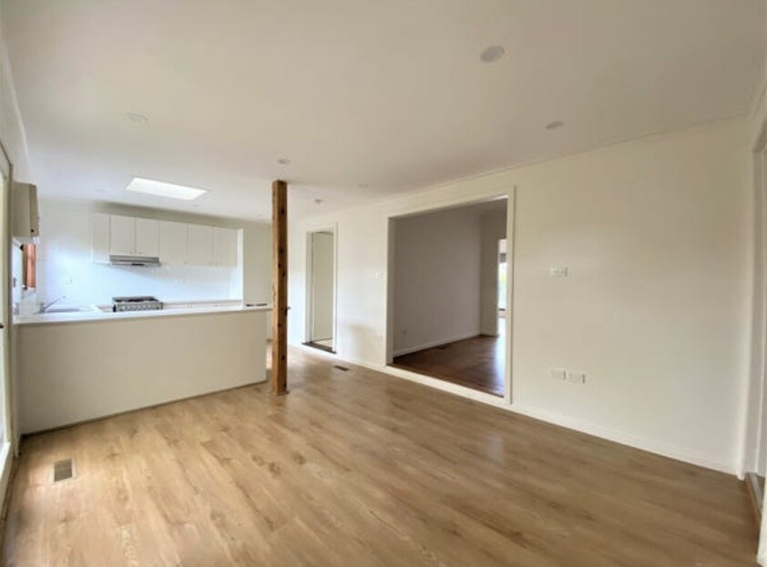 Family Friendly Home with Front & Rear Yards