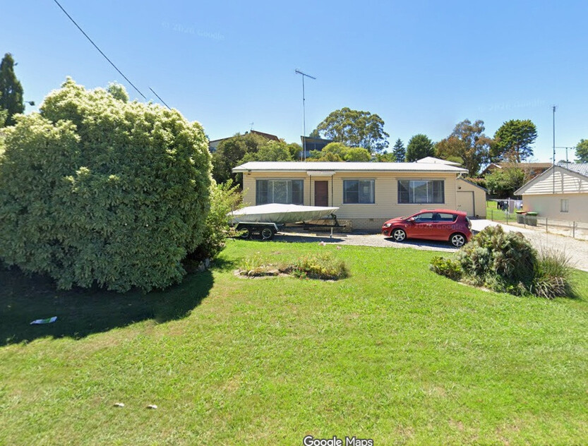 A Rare Opportunity: Large Block, Huge Garage, Extra Room & Solid Rental Income $750K ~ $900K