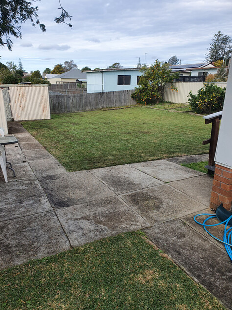 Charming 1960s Cottage with Renovation Potential in a Quiet Wauchope Location