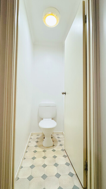 Fully Furnished 2 Bedroom Granny Flat with Beautiful Views | Move In Ready