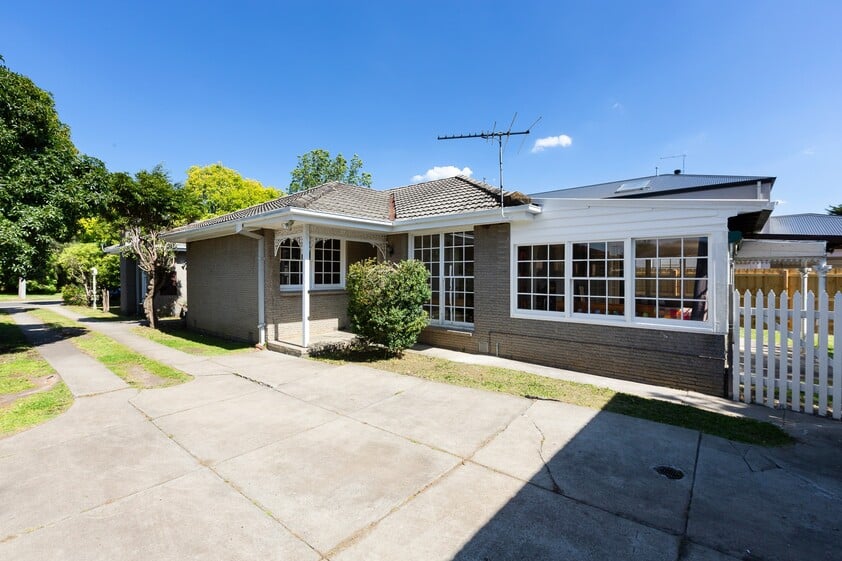 Ideal Mount Waverley Family Home Available for Rent