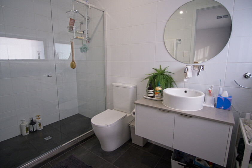 New Townhouse with separate Studio Apartment
