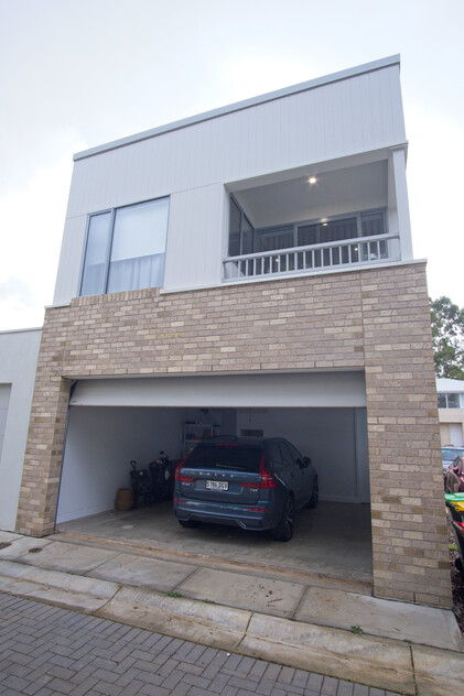 New Townhouse with separate Studio Apartment