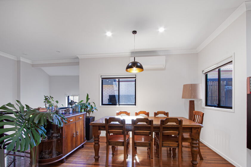 Immaculate 3-Bedroom Townhouse For Rent