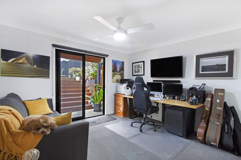 Immaculate 3-Bedroom Townhouse For Rent