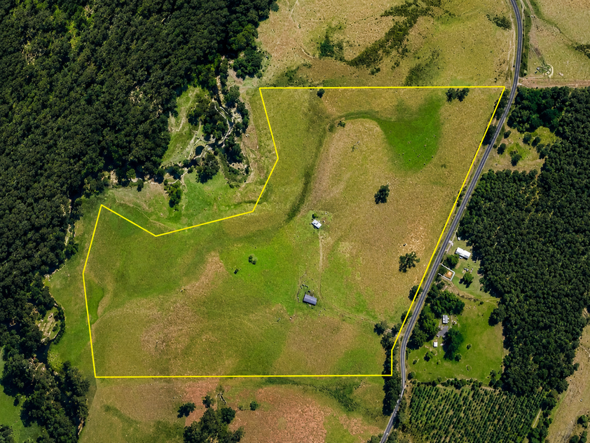 20.9ha Riverfront Farm with Quality Infrastructure & Livestock
