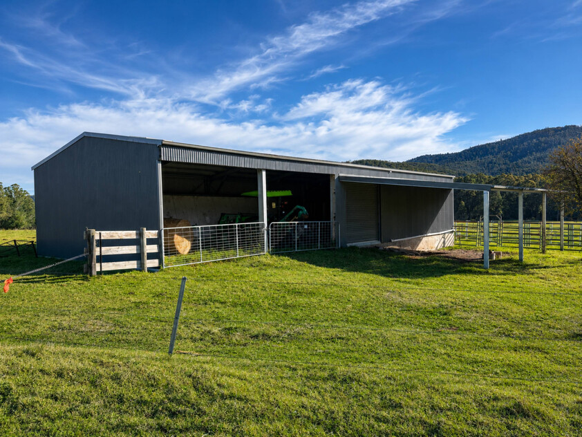 20.9ha Riverfront Farm with Quality Infrastructure & Livestock