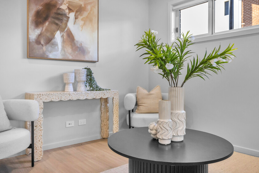 Newly Built Contemporary Corner-Block Family Home with Ground-Floor Guest Suite