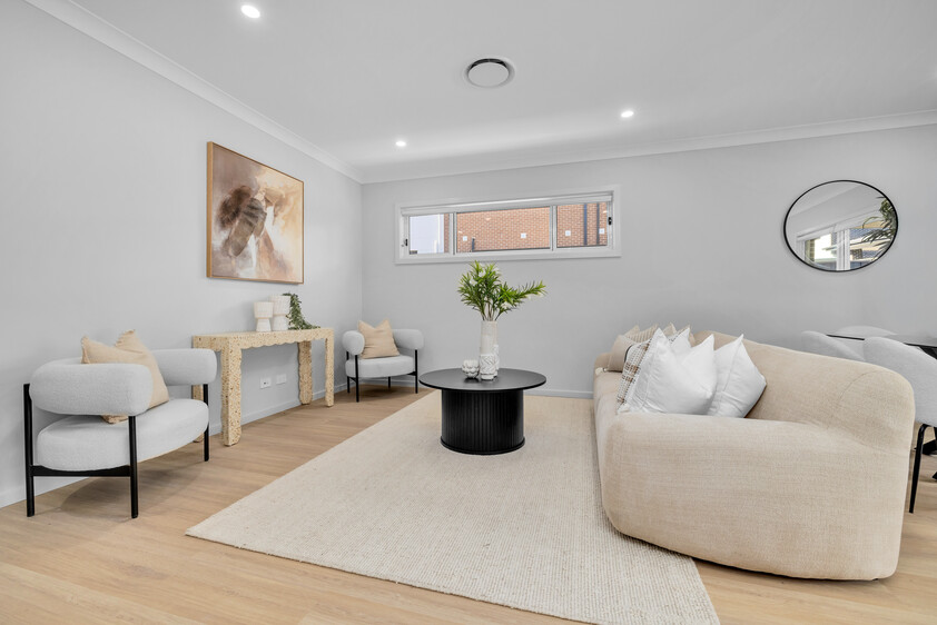 Newly Built Contemporary Corner-Block Family Home with Ground-Floor Guest Suite