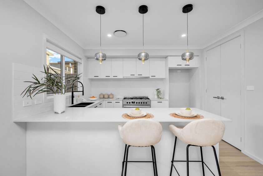 Newly Built Contemporary Corner-Block Family Home with Ground-Floor Guest Suite