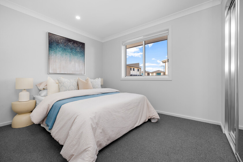Newly Built Contemporary Corner-Block Family Home with Ground-Floor Guest Suite